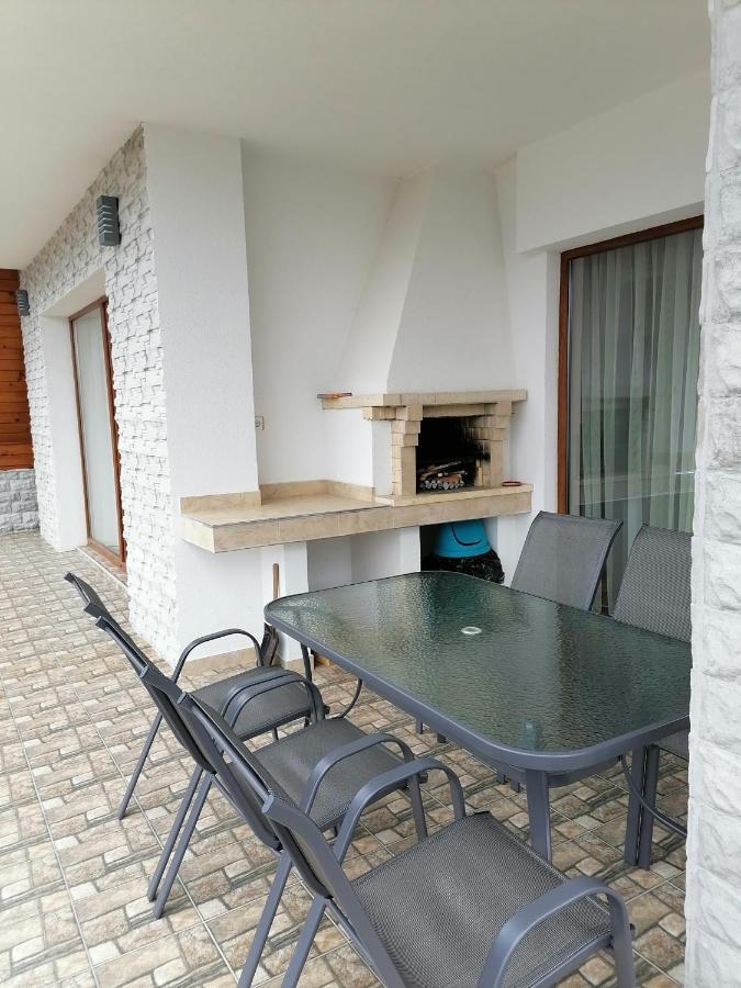 Къща За Гости Радост Guest House Radost Razlog Exterior foto