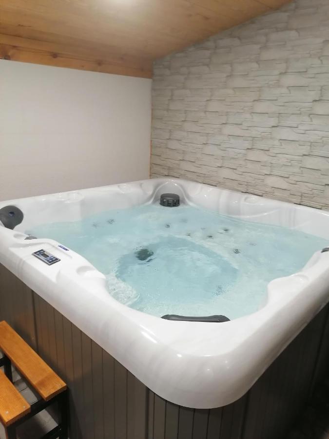 Къща За Гости Радост Guest House Radost Razlog Exterior foto