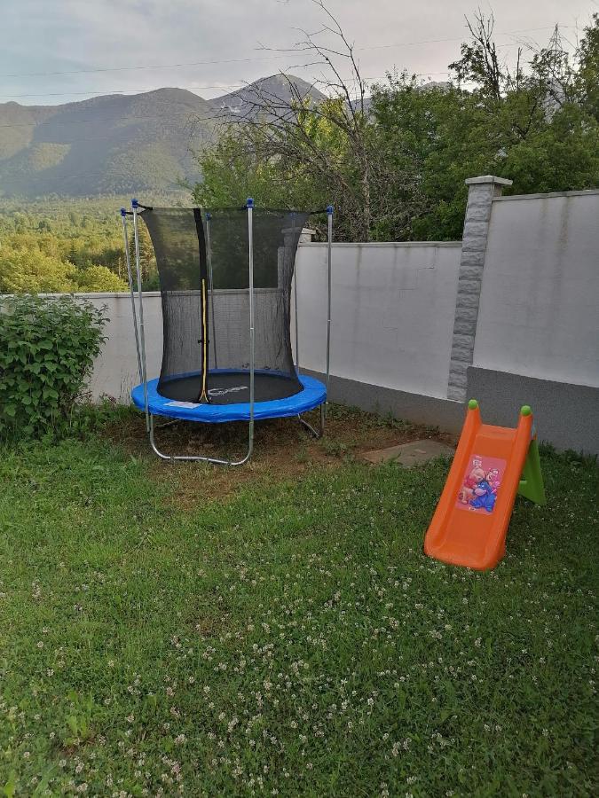 Къща За Гости Радост Guest House Radost Razlog Exterior foto