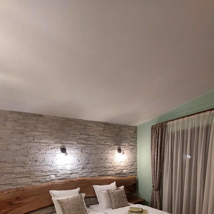 Къща За Гости Радост Guest House Radost Razlog Exterior foto